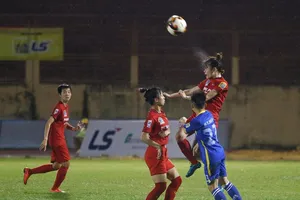 PP.Hà Nam và TKS Việt Nam chia điểm với tỷ số hòa 0-0. Ảnh: ANH TRẦN