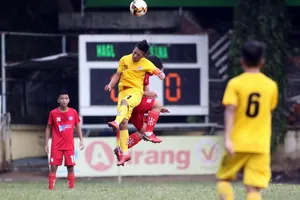 SLNA loại HA.GL sau trận hòa 0-0. Ảnh: Anh Khoa