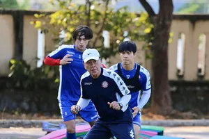 CLB TPHCM không giấu ý định đưa hẳn Công Phượng về với mình. Ảnh: HCMCFC