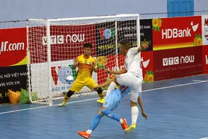 Pha ghi bàn mở tỷ số của Minh Trí (Thái Sơn Nam).