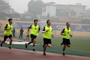 Đợt kiểm tra thể lực trọng tài ở đầu mùa bóng.