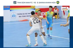 Thái Sơn Nam có chiến thắng kịch tính trước Sanna Khánh Hòa.