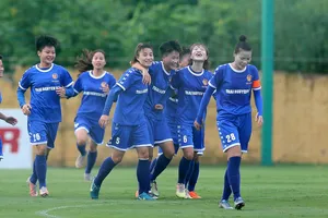 Niềm vui của Thái Nguyên khi bất ngờ giành chiến thắng trước đội TPHCM. Ảnh: Đoàn Nhật