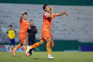 Hữu Thắng đang là chân sút hàng đầu của Bình Định. Ảnh: Anh Khoa