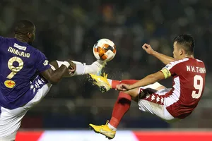 CLB Hà Nội và TPHCM chuẩn bị lực lượng chu đáo chờ ngày LS V-League 2020 trở lại