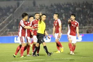 Trọng tài vốn gây nhiều tranh cãi ở 11 vòng vừa qua