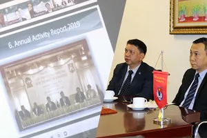 Phó chủ tịch thường trực VFF Trần Quốc Tuấn và TTK Lê Hoài Anh đại diện VFF tham dự Đại hội