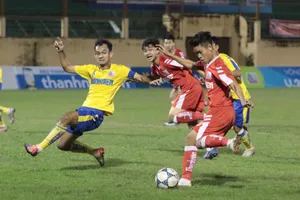 Viettel tỏ ra lấn lướt trước Đồng Tháp. Ảnh: Hữu Thành