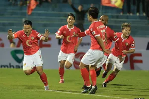 Phi Sơn cùng các đồng đội liệu sẽ có điểm trên sân Thống Nhất ở vòng 9? Ảnh: HTFC