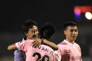 HLV Thành Công đã có trận thắng thứ hai cùng Hà Tĩnh. Ảnh: HTFC