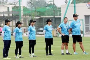 Các cộng sự của HLV Mai Đức Chung ở đợt tập trung lần này