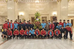 Đội tuyển Việt Nam khi về đến khách sạn 