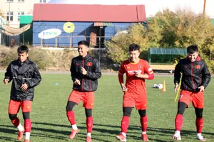 Thời tiết có phần dễ chịu hơn khi đã có ánh nắng vào ngày 23-10