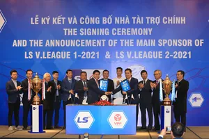 Bóng đá Việt Nam đã và đang nhận được sự tiếp sức từ nhiều doanh nghiệp trong và ngoài nước sau khi chất lượng và hình ảnh được nâng cao trong thời gian qua