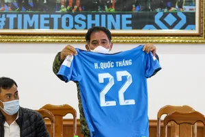 Cựu tuyển thủ Hà Vương Ngầu Nại cùng Lê Phước Tứ sẽ xuất hiện trong khu kỹ thuật đội Lâm Đồng