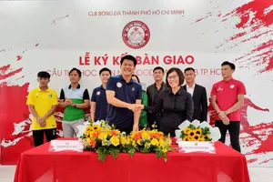 Buổi lễ chuyển giao được tiến hành vào ngày 21-11