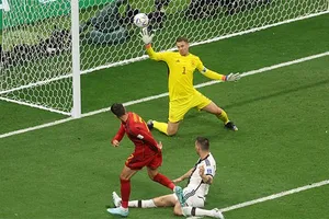 Morata ghi bàn mở tỷ số cho Tây Ban Nha