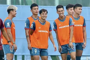 Văn Toàn trên sân tập chiều 4-9