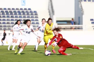 TPHCM I có chiến thắng chật vật trước Sơn La