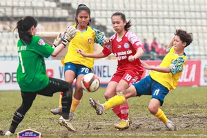 Các cô gái TPHCM giành 3 điểm thuyết phục trước Than KSVN