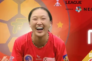 Tiền vệ Ashley Tram Anh