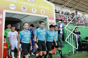 Tổ trọng tài điều hành trận HA.GL - Hà Tĩnh