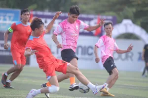 Giải diễn ra sôi nổi ngay từ lượt trận đầu tiên.