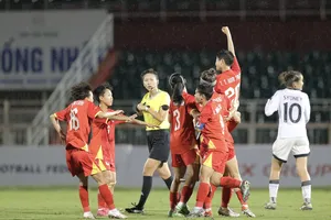 U19 nữ Việt Nam giành chiến thắng áp đảo trước Indonesia để giành quyền vào tranh chung kết. Ảnh: DŨNG PHƯƠNG