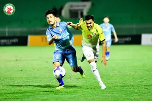 Cuộc đua trụ hạng vẫn còn so kè đến lượt cuối giữa Bình Định và Đà Nẵng.