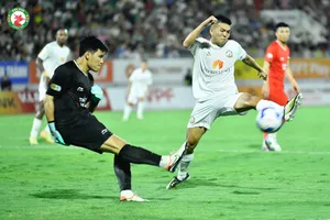 Bình Định đã đánh rơi quá nhiều cơ hội từ đầu giai đoạn 2 và lâm vào thế khó nhất ở lượt trận cuối.