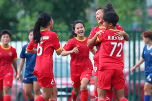 U16 nữ TPHCM khẳng định sức mạnh trước Vĩnh Phúc qua chiến thắng 3-0.
