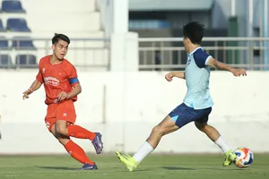 Khuất Văn Khang được trao băng thủ quân ở hai trận đấu với Đài Bắc Trung Hoa.