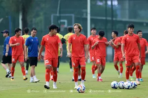 Đội tuyển U23 Việt Nam trên sân tập buổi cuối cùng trước trận tranh chung kết cùng đội chủ nhà.