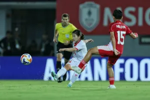 Tiền vệ trụ cột Dương Thị Vân gặp chấn thương nghiêm trọng khi đối đầu với Indonesia.