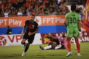 Ninh Bình giành chiến thắng áp đảo trong cuộc tiếp đón Thanh Hóa ở vòng 2. Ảnh: ĐỨC CƯỜNG