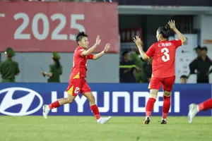 Bích Thùy cũng là cầu thủ nổi bật nhất ở đội tuyển nữ Việt Nam tại giải