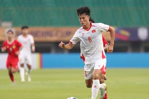 Văn Trường đang là trụ cột ở U22 Việt Nam.