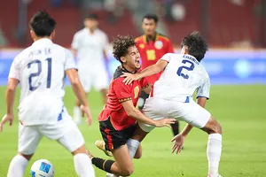 Các cầu thủ U22 Timor Leste chỉ cầm cự được 45 phút trước sức ép từ đội chủ nhà.