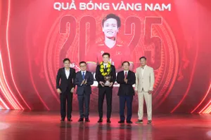 Đại sứ Thương hiệu LPBank Hoàng Đức được vinh danh Quả bóng vàng Việt Nam 2025