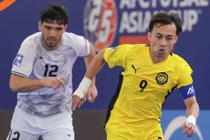 Malaysia sớm bị loại sau hai trận thua ở bảng D.