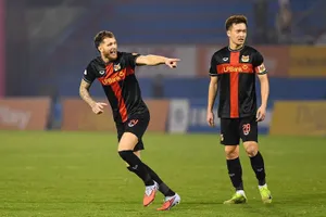 Geovanne ghi bàn gỡ hòa 1-1 cho đội chủ nhà. Ảnh: NBFC