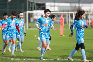 Tuyết Ngân trở lại trên hàng công đội tuyển nữ Việt Nam.