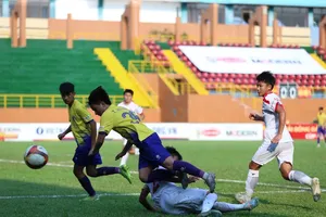 U15 Hà Nội có thế trận lấn lướt trước Viettel và giành chiến thắng xứng đáng. Ảnh: DŨNG PHƯƠNG