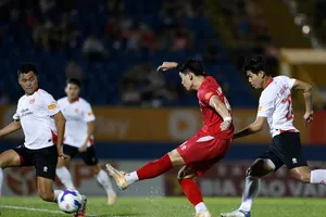 Đình Bắc đang tạo ấn tượng khi ghi 7 bàn trong 4 trận gần đây.