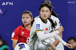 U17 Việt Nam không thể gây bất ngờ trước các cầu thủ chủ nhà. Ảnh: AFC