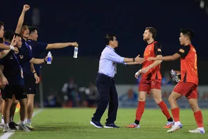 HLV Vũ Tiến Thành trong giai đoạn tham gia vào khu kỹ thuật CLB Ninh Bình. Ảnh: NBFC