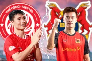 Nguyễn Hoàng Đức và các đồng đội vẫn còn hy vọng soán ngôi nhì bảng mà Thể Công Viettel đang nắm giữ. Ảnh: NBFC