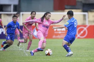 Hà Nội I bất phân thắng bại cùng Thái Nguyên T&T, tạo cơ hội cho TPHCM tiếp tục giữ ngôi đầu bảng.