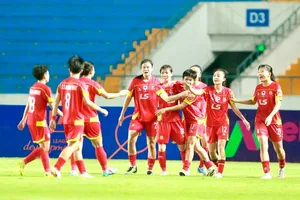TPHCM I thẳng tiến ở ngôi đầu bảng sau lượt đi với 16 điểm.