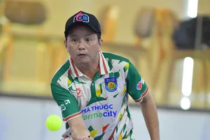 Đông đảo phóng viên, biên tâp viên, doanh nghiệp, Huấn luyện viên bóng đá... đăng ký tham dự giải năm nay.